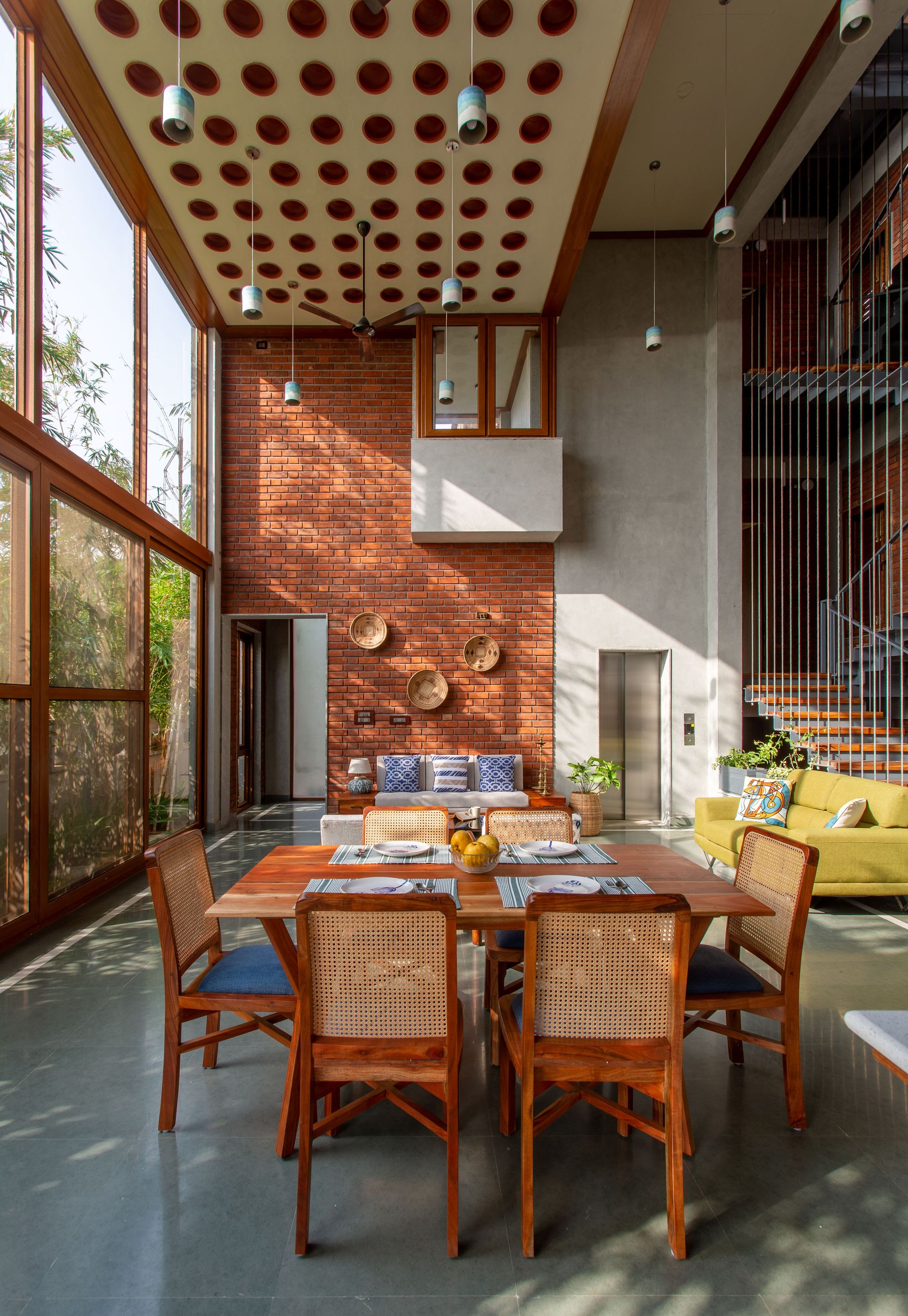 Inspired By Old Indian Streets And Set Against Lapping Waves, This Chennai Home Is A Gift In More Ways Than One