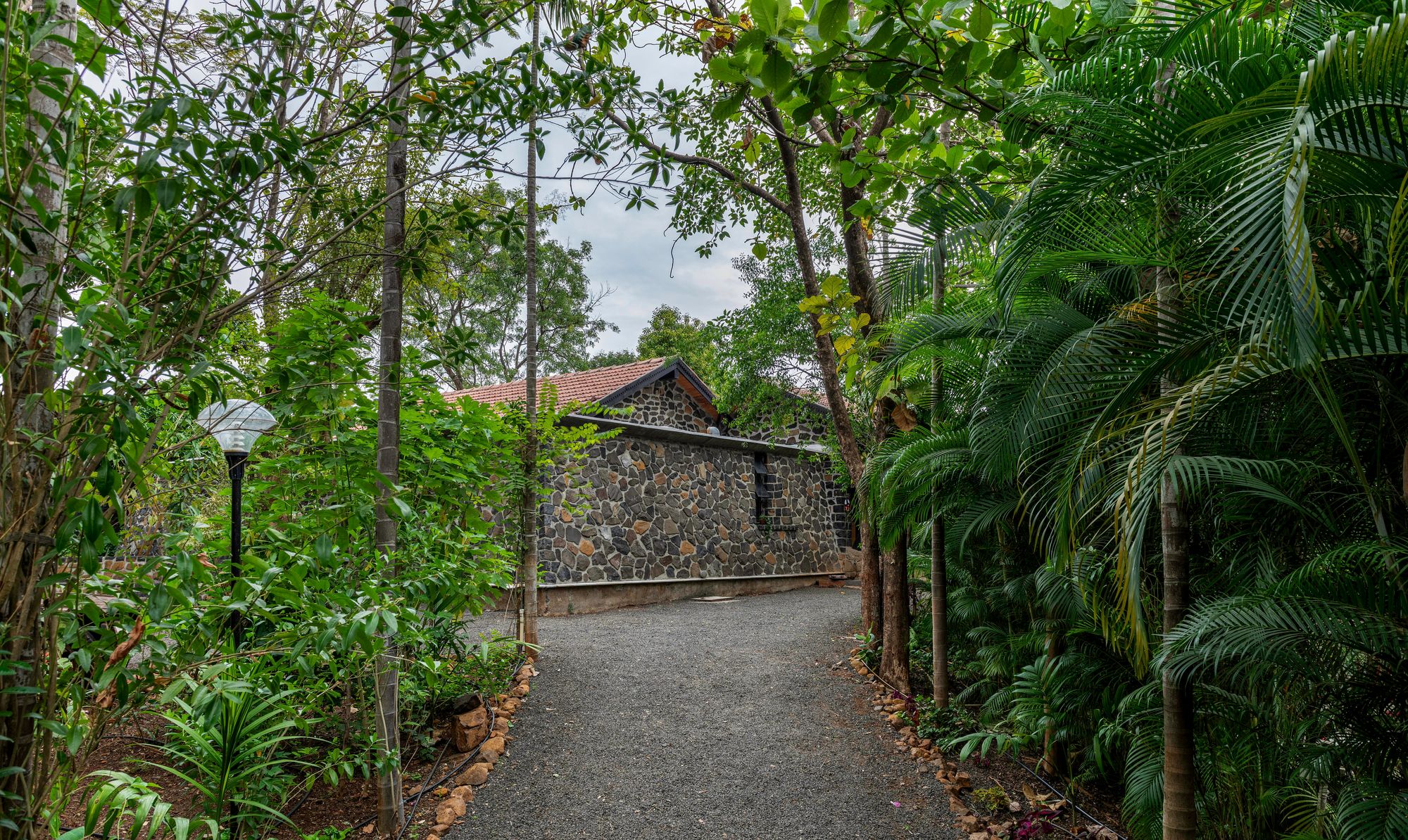 Farmhouse in Mahiravani: A Sustainable Revival of Historic Wadas in the Tranquil Landscapes of Nashik